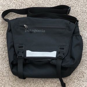 Patagonia Minimass Messenger